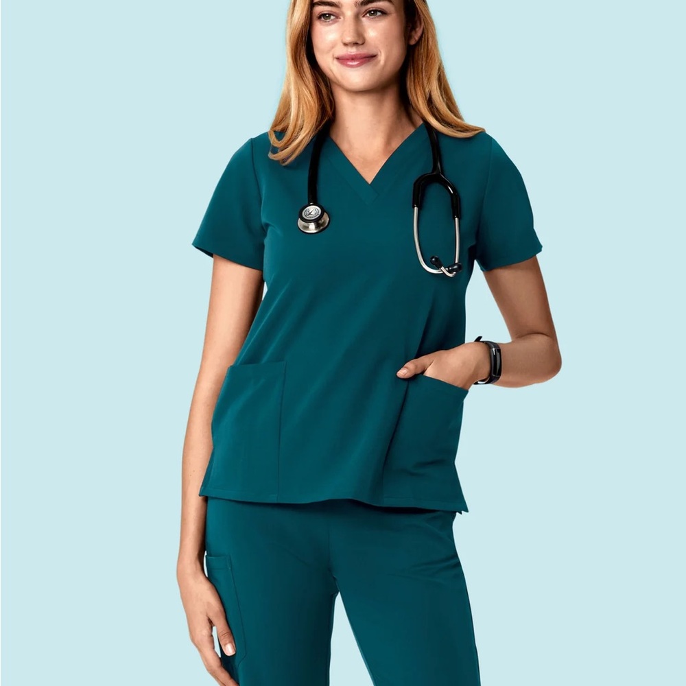 Mandala 6 Pocket Scrub Top, Caribbean Blue, S- Women